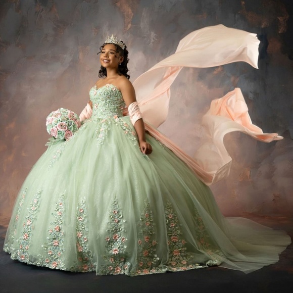 Sage Green Quinceañera Dress With Train - Picture 3 of 9